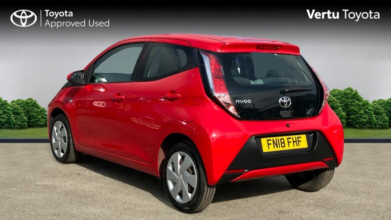 Toyota Aygo 1.0 VVT-i X-Play 5dr Petrol Hatchback